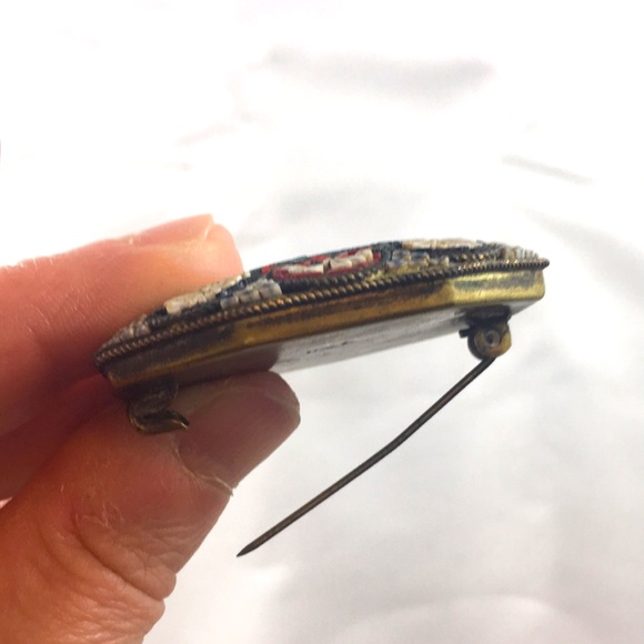 Vintage Italian Shell Inlay Floral Brooch - Picture 3 of 4